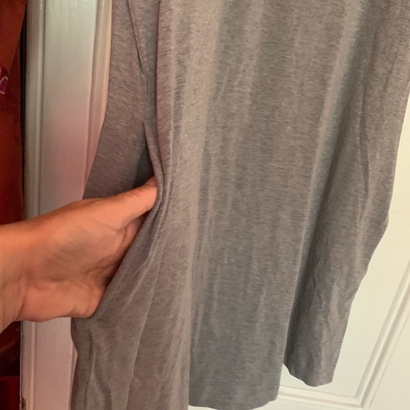 Under Armour ‘Kenyon College’ dress/nightgown - Picture 4 of 5